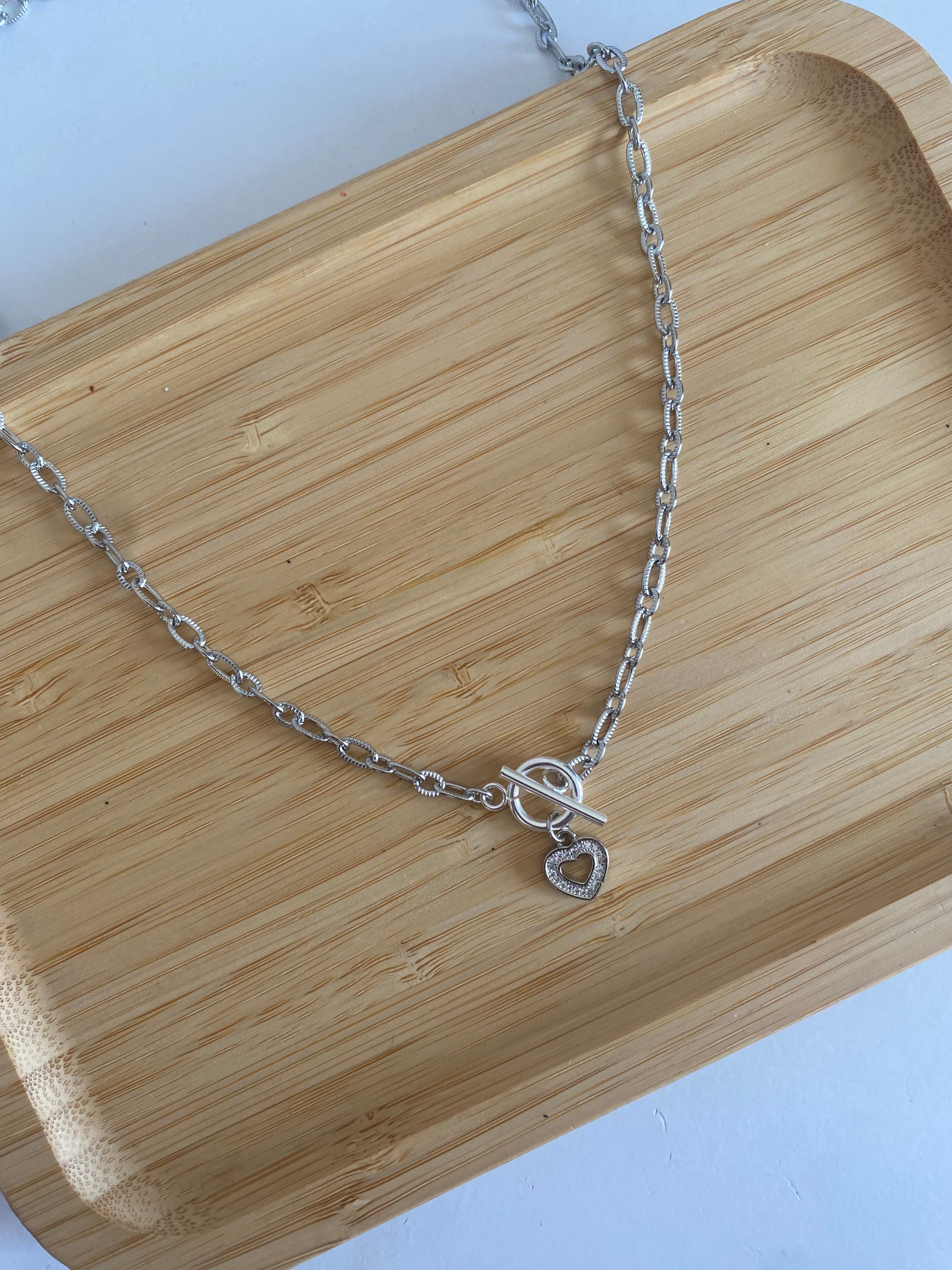 Silver T-Bar Spring Necklace!