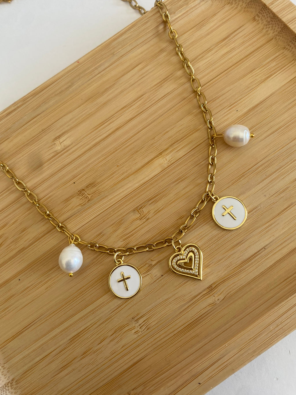 Halo Heart Charm Necklace!