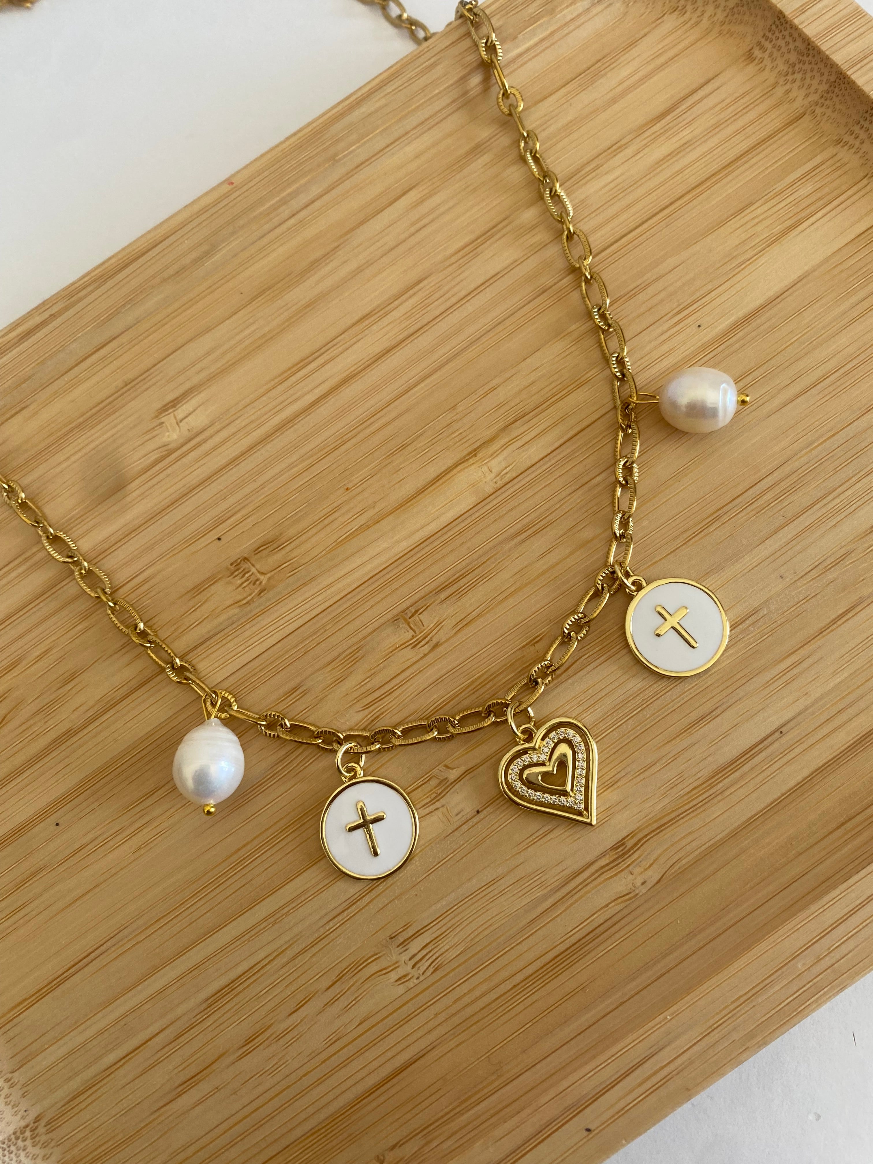 Halo Heart Charm Necklace!