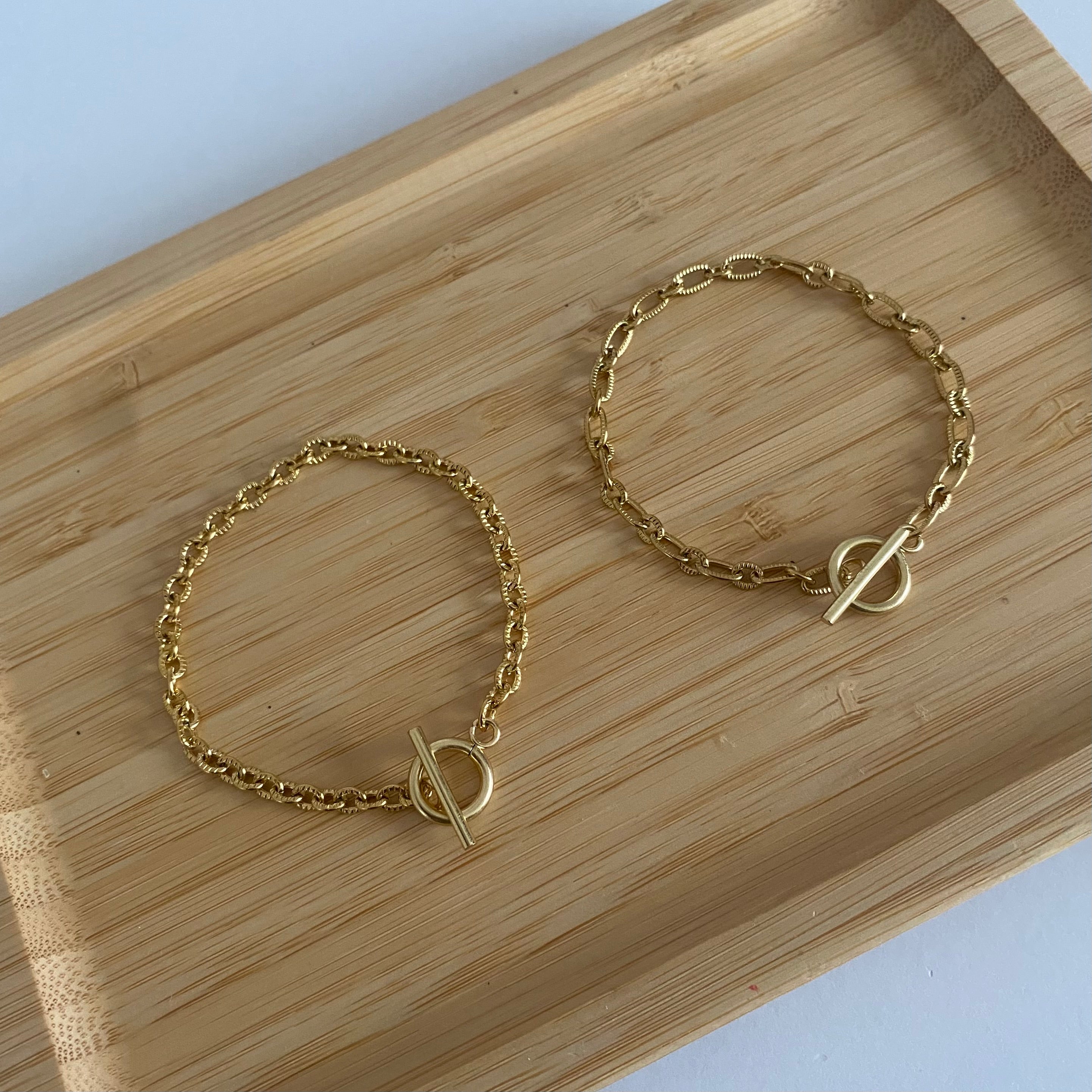 Gold T-Bar Chain Bracelet!